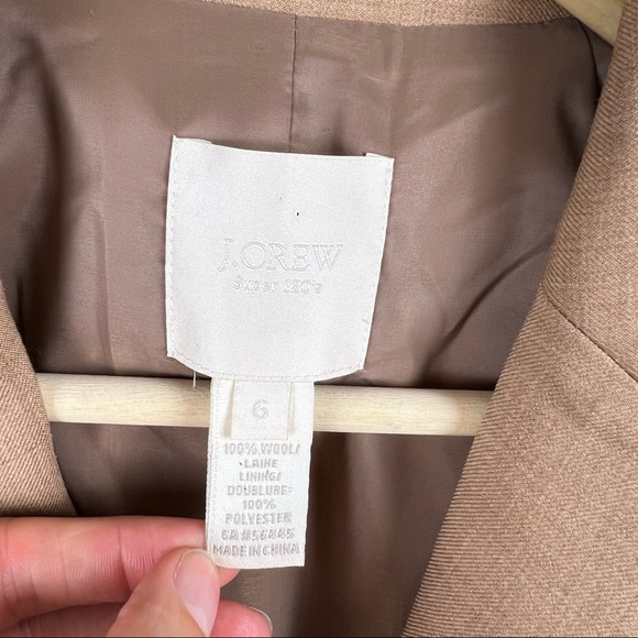 J. Crew 1035 Two-Button Blazer Jacket in Super 120s Wool Size 6 Tan Brown Career - Picture 3 of 8